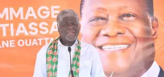 agboville-55-000-personnes-mobilisees-pour-dire-merci-au-chef-de-letat-lagneby-tiassa-fait-le-choix-du-developpement-et-de-la-paix-avec-alassane-ouattara