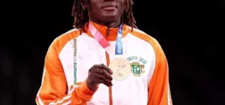 rififi-au-cno-civ-ruth-gbagbi-quitte-la-delegation-et-rentre-sur-abidjan