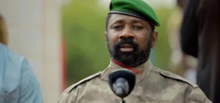 mali-le-jeu-trouble-dassimi-goita-pour-se-maintenir-au-pouvoir