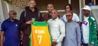 basketteur-ball-mo-bamba-integre-lequipe-nationale