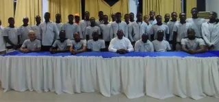 qualificatifs-can-u17-2025-ufoa-b-le-ministre-adje-metch-silas-galvanise-les-elephanteaux