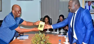 coordonnation-regionale-du-rhdp-cocody-sem-eric-taba-recoit-le-soutien-des-militants-de-cocody-riviera