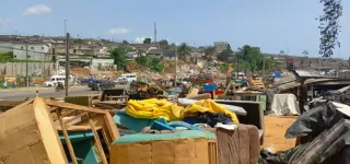 reportage-deguerpissement-et-demolition-dans-le-district-dabidjan-au-coeur-de-la-detresse-des-acteurs-du-secteur-informel