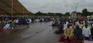 fete-de-tabaski-la-celebration-abidjanaise-se-fait-sous-les-eaux