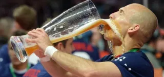 sante-le-binge-drinking-et-ses-consequences-a-court-terme-et-a-long-terme