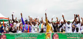 presidentielle-2025-les-producteurs-choisissent-ouattara-et-paient-la-caution-de-sa-candidature