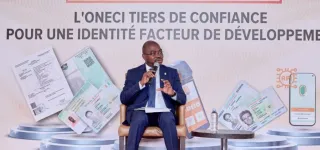 carte-nationale-didentite-900-000-cartes-en-attente-de-retrait-avertit-le-dg-de-loneci