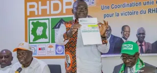 presidentielle-2025-ibrahim-konate-coordonateur-principal-du-rhdp-a-port-bouet-face-aux-militants-en-2025-nous-allons-changer-la-coloration-politique-de-port-bouet-en-rhdp