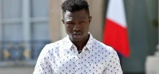 france-le-reve-brise-du-malien-mamoudou-gassama