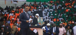 insertion-des-jeunes-mamadou-toure-lance-une-operation-de-corps-a-corps