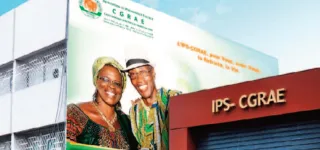 prime-speciale-un-mois-apres-le-message-de-ouattara-du-7-aout-220-000-retraites-passent-a-la-caisse