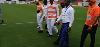 infrastructures-sportives-le-ministre-adje-silas-metch-salue-letat-des-terrains-dentrainement-de-bouake