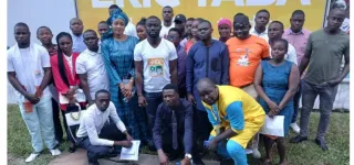 rhdp-cocody-la-jeunesse-du-parti-se-mobilise-pour-la-reussite-de-la-revision-de-la-liste-electorale