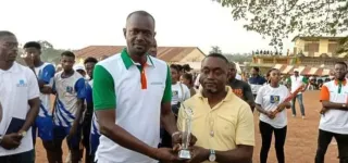agboville-lequipe-de-sambreyan-remporte-le-trophee-du-tournoi-alassane-ouattara