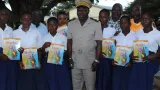 worodougou ali konate conseiller economique et social fait don de 1 500 kits scientifiques aux jeunes filles