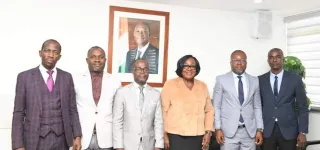 dialogue-social-anne-ouloto-echange-avec-les-syndicats-de-son-departement-ministeriel