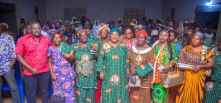 revision-de-la-liste-electorale-harlette-badou-face-aux-femme-darrah-il-faut-que-le-moronou-pese-lourd-dans-la-victoire-en-2025-de-notre-leader