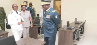 menaces-securitaires-transnationales-gal-lassina-doumbia-face-aux-auditeurs-de-la-6e-promotion-du-cesd-les-pays-africains-veulent-se-donner-les-moyens-de-la-preservation-de-leurs-interets-vitaux