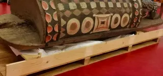 cooperation-culturelle-la-france-et-la-cote-divoire-se-felicitent-du-lancement-du-processus-de-restitution-du-tambour-djidji-ayokwe-dit-tambour-parleur-communique