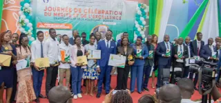 merite-scientifique-luniversite-felix-houphouet-boigny-celebre-ses-chercheurs-et-etudiants