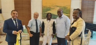 foot-feminin-apres-le-titre-de-vice-championne-des-usa-rosemonde-kouassi-felicitee-par-les-ambassadeurs-des-usa-et-france-en-cote-divoire