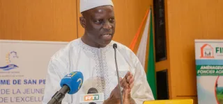 universite-de-san-pedro-le-ministre-adama-diawara-aux-nouveaux-diplomes-je-compte-sur-vous-pour-hisser-haut-le-drapeau-de-votre-institution