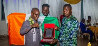 celebration-du-merite-entrepreuneuriat-idriss-kone-le-patron-de-etrako-btp-rafle-deux-prestigieux-prix-aux-yangue-awards-au-burkina-faso