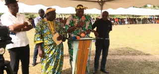 nigui-nanou-parrain-de-la-fete-de-ebeb-le-ministre-adje-silas-metch-aux-populations-tournons-le-dos-aux-propos-haineux