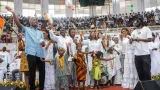 caucus des femmes une maree blanche au service de la cohesion et de la paix