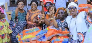 initiative-solidaire-les-femmes-du-rhdp-font-danyama-la-capitale-de-la-solidarite