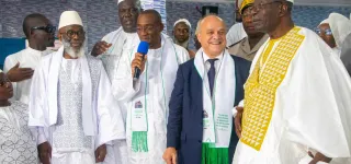 celebration-du-121e-anniversaire-de-la-mosquee-centrale-de-grand-bassam-le-president-ouattara-offre-20-millions-et-2-vehicules-a-la-communaute-musulmane