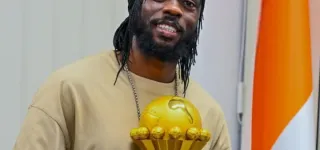 can-2025-ceremonie-de-tirage-au-sort-gervinho-invite-special-de-la-caf