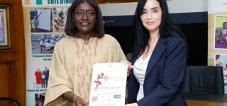 cooperation-ivoiro-marocaine-pr-mariatou-kone-recoit-10-bourses-detude