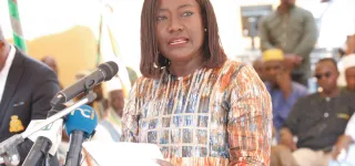 inauguration-de-la-maison-des-chefs-a-toumodi-pr-mariatou-kone-appelle-a-la-cohesion