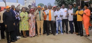tournee-de-mobilisation-a-yopougon-kone-mamadou-vent-la-candidature-dalassane-ouattara