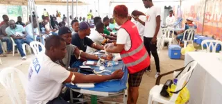 sante-publique-205-poches-de-sang-recueillies-a-koumassi