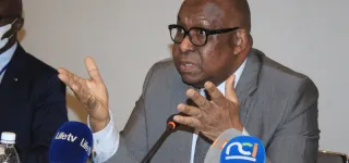 propos-injurieux-derives-dans-les-debats-televises-la-haca-met-en-garde