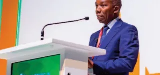 boom-des-ressources-extractives-la-cote-divoire-vend-son-potentiel-minier-et-geologique-en-afrique-du-sud