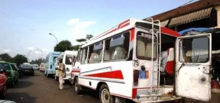 securite-et-fluidite-du-trafic-routier-les-mini-cars-gbaka-desormais-interdits-a-linterieur-de-la-commune-dadjame