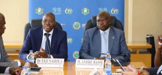 assemblees-annuelles-2025-cote-divoire-et-la-bad-signent-un-aide-memoire