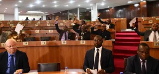 environnement-un-projet-de-loi-historique-pour-lutter-contre-le-changement-climatique-adopte-a-lunanimite