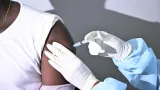 covid 19 le gouvernement veut atteindre une large couverture vaccinale pour proteger les populations