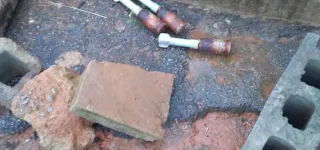 trois-engins-explosifs-decouverts-devant-une-brigade-a-abidjan-balises