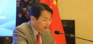 diplomatie-promouvoir-le-developpement-par-linnovation-et-louverture-wu-jie-ambassadeur-de-chine-en-cote-divoire