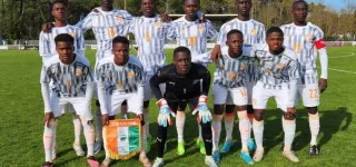 tournoi-football-dream-cup-2025-les-elephanteaux-u16-a-lassaut-du-japon