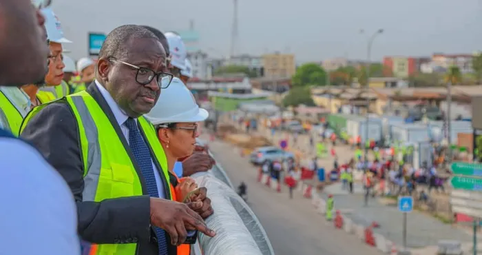 cooperation-cote-divoire-etats-unis-le-ministre-fidele-sarassoro-inspecte-les-chantiers-en-cours