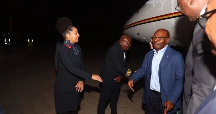 gabon-lex-president-ali-bongo-et-sa-famille-atterrissent-en-angola