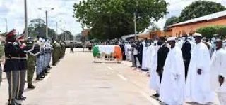 le-premier-ministre-amadou-gon-repose-sur-la-terre-de-ses-ancetres