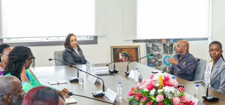 la-ministre-francoise-remarck-felicite-les-miss-ci-sortantes-et-reaffirme-son-soutien-au-comici