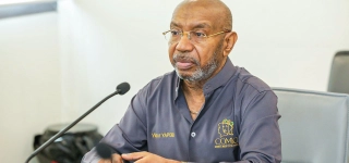 la-ministre-francoise-remarck-felicite-les-miss-ci-sortantes-et-reaffirme-son-soutien-au-comici